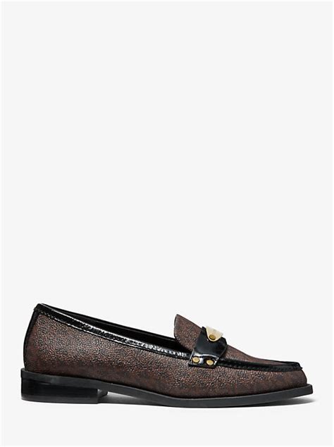 Finley Logo Loafer 